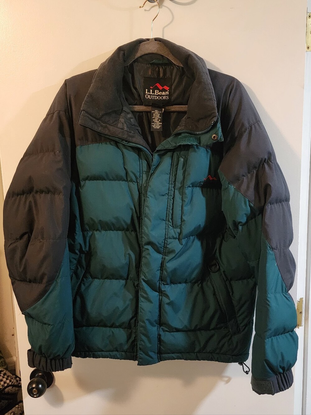 Vintage Mens L.L. Bean Green & Balck Puffer Jacket